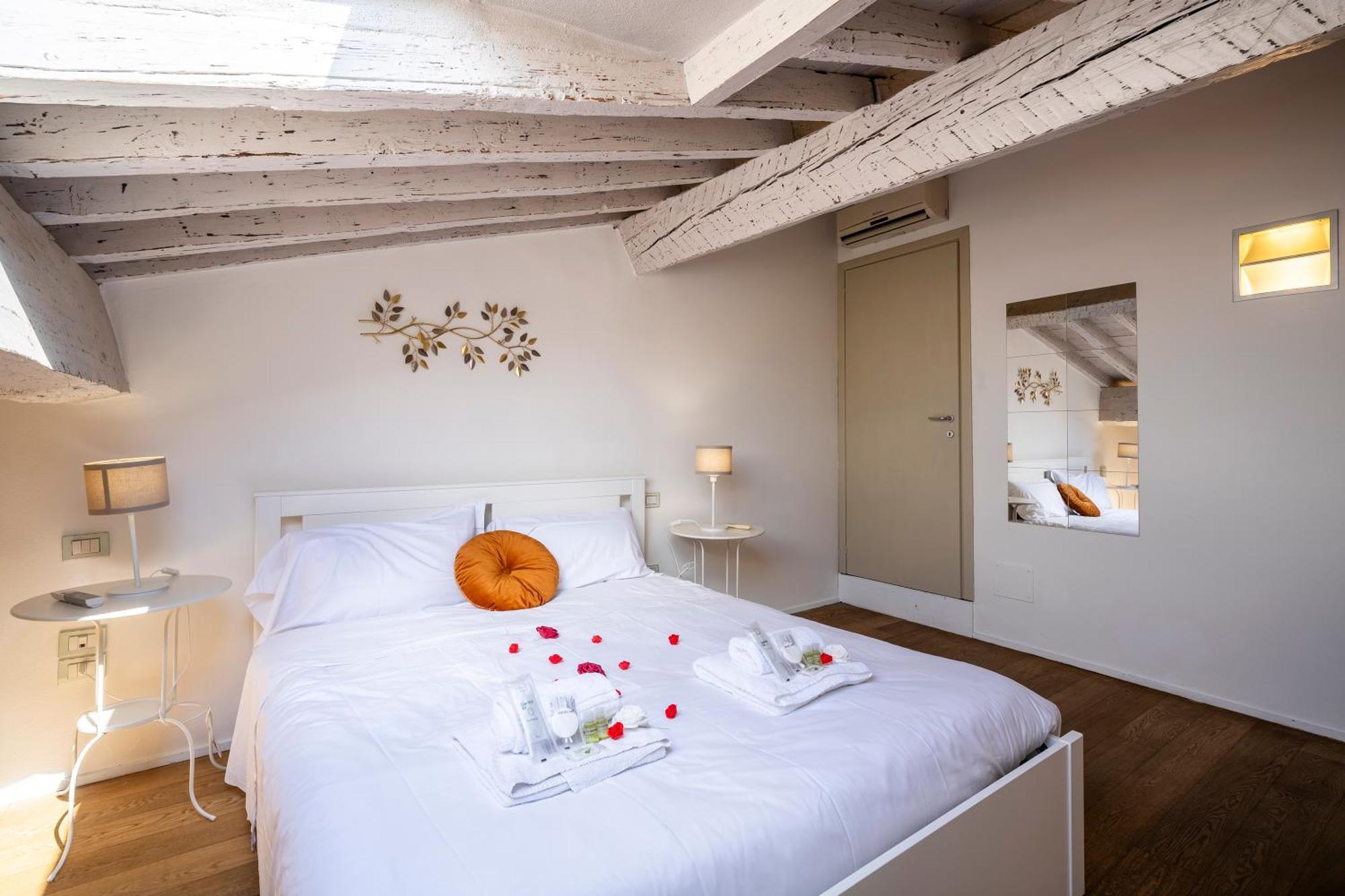 Apartament Duomo View And Hammam Florencja Zewnętrze zdjęcie